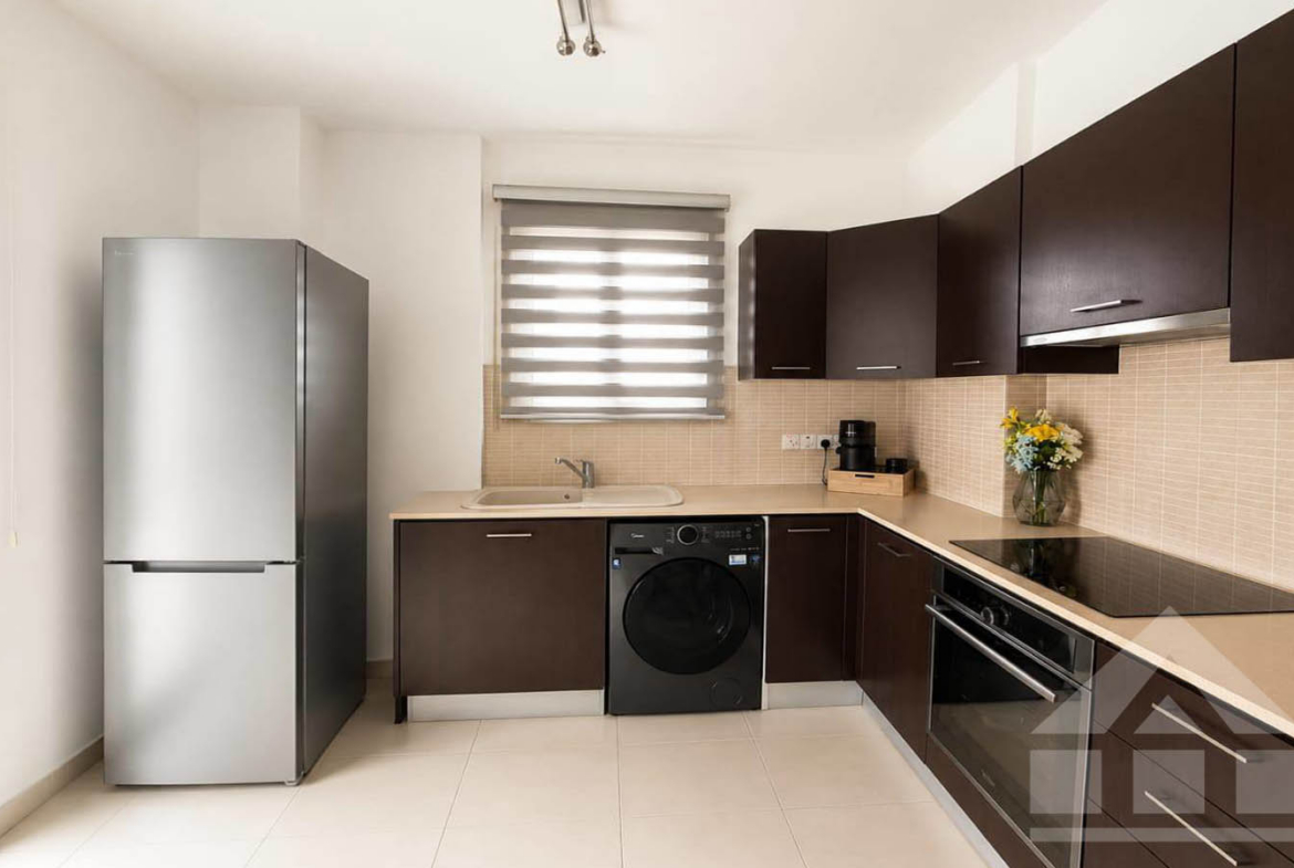 2-Bedroom Apartment with a Spacious Corner Balcony