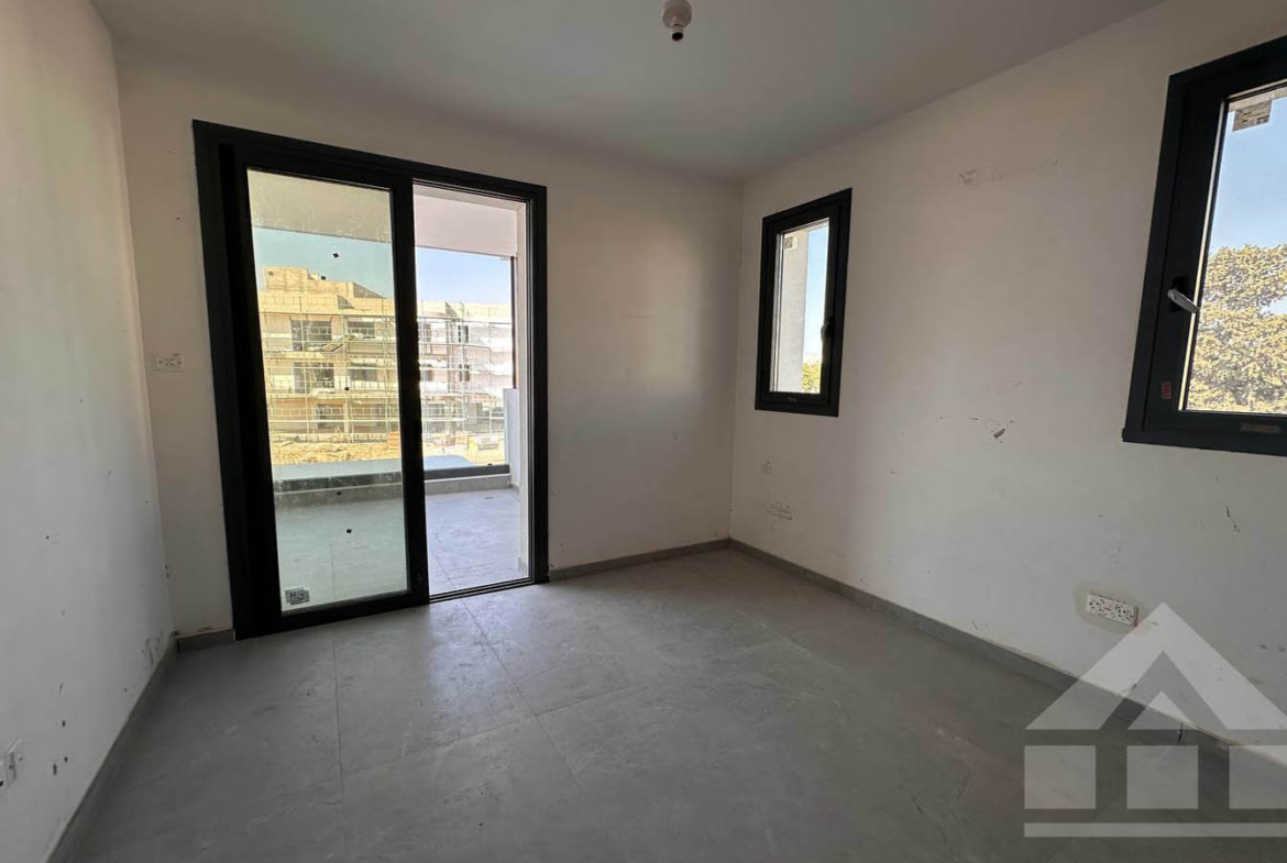 2-Bedroom Apartment with Two Spacious Balconies