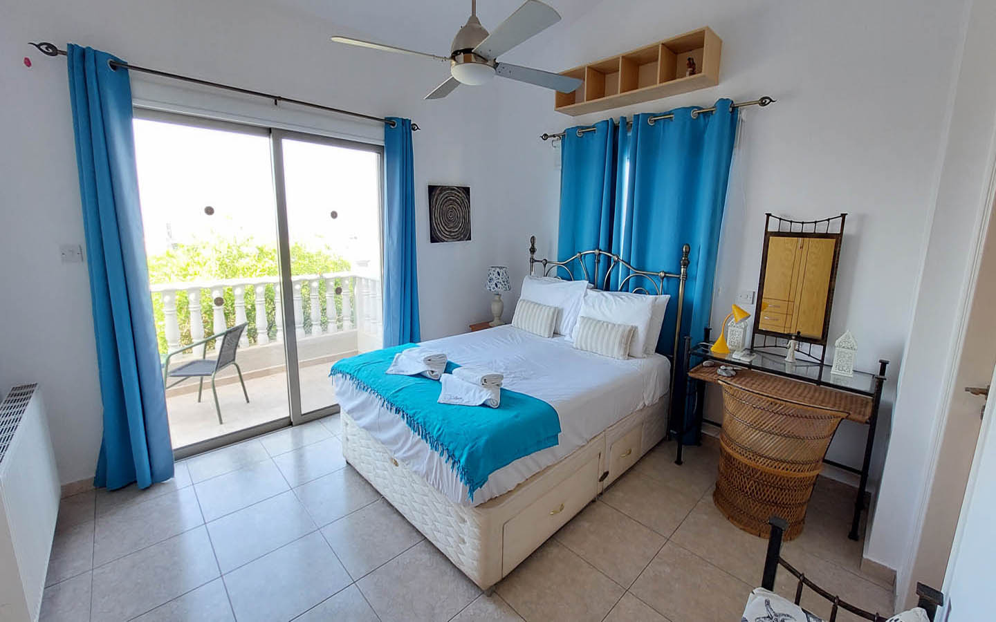 key-ready-villa-property-for-sale-paphos-cyprus-peiya3 3-Bedroom Villa – a peaceful lifestyle in an established residential area