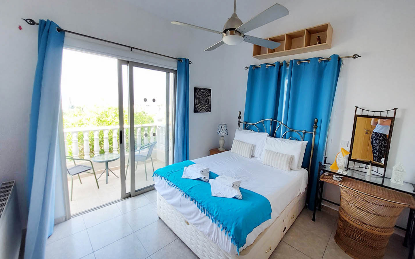 key-ready-villa-property-for-sale-paphos-cyprus-peiya8 3-Bedroom Villa – a peaceful lifestyle in an established residential area