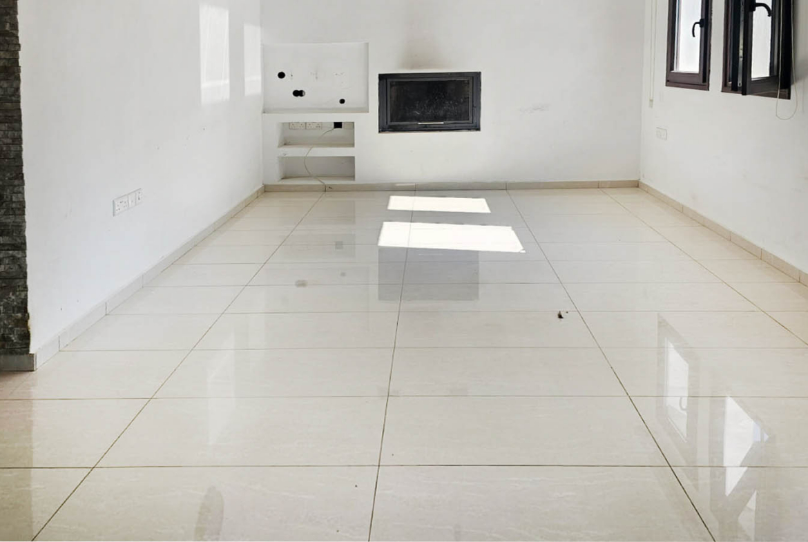 Family Villa with 4 Bedrooms on a Private 1,500 m² Plot
