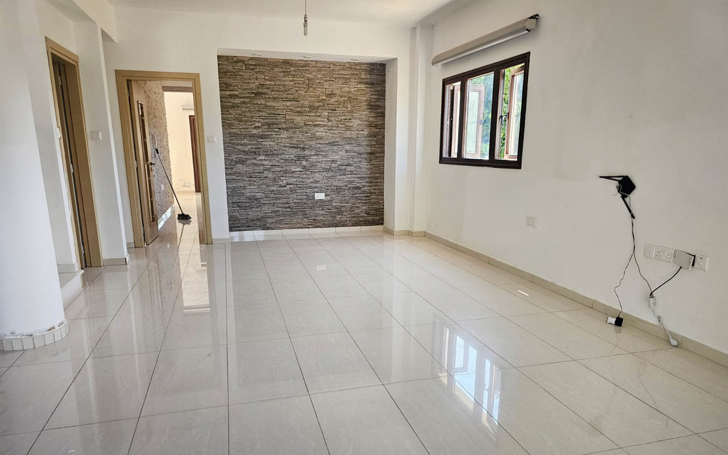 Family Villa with 4 Bedrooms on a Private 1,500 m² Plot