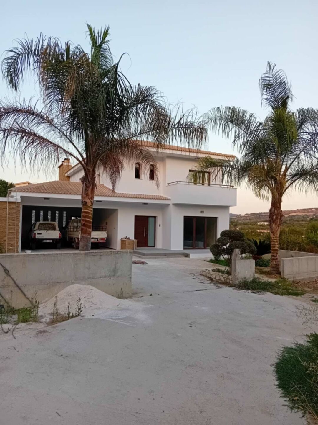 Family Villa with 4 Bedrooms on a Private 1,500 m² Plot
