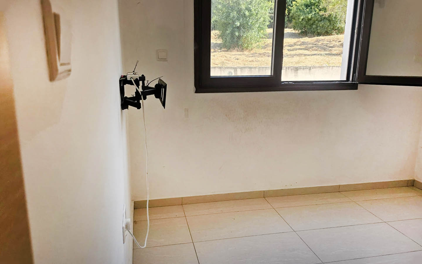 Family Villa with 4 Bedrooms on a Private 1,500 m² Plot