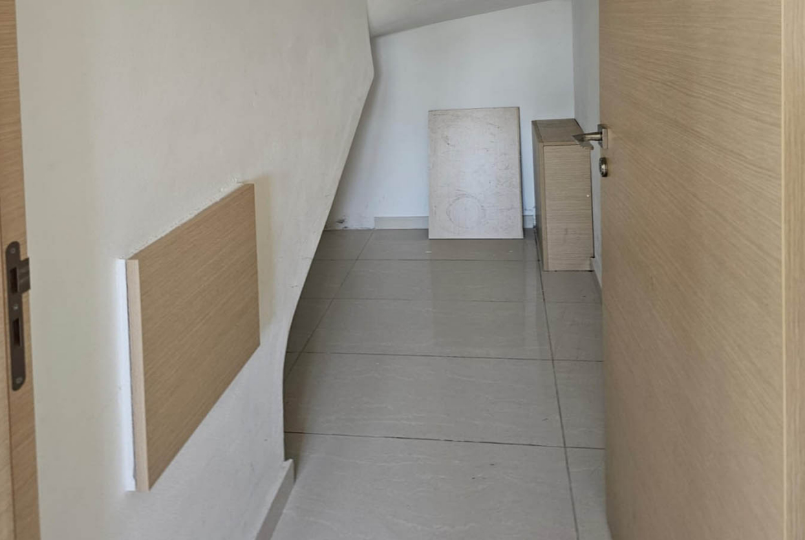 Family Villa with 4 Bedrooms on a Private 1,500 m² Plot