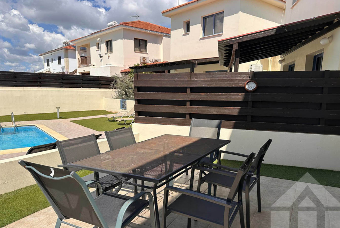 3-Bedroom Villa with a Swimming Pool and Spacious Outdoor Area