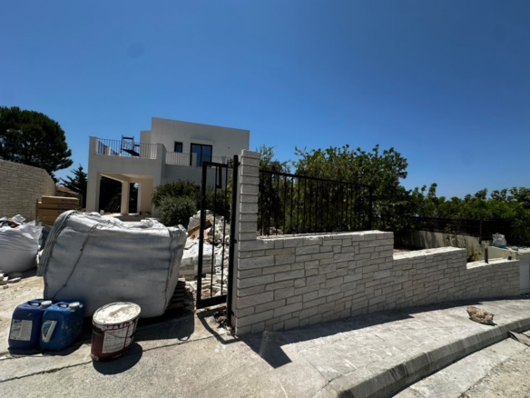 3-Bedroom Villa with Panoramic Verandas and Sea Views