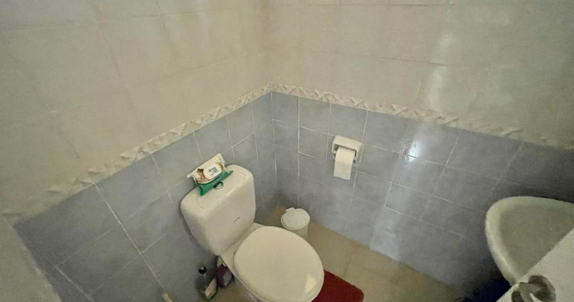 Super sized 2-3 Bedroom House near Airport Timi Region