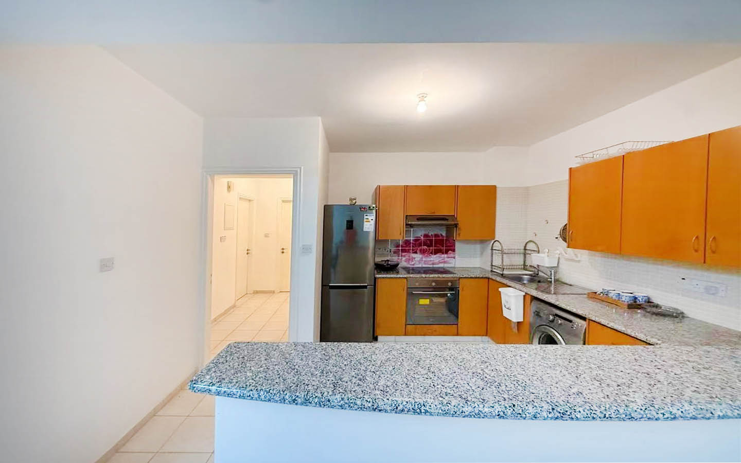 2-Bedroom Apartment with a Huge Veranda Overlooking the Pool