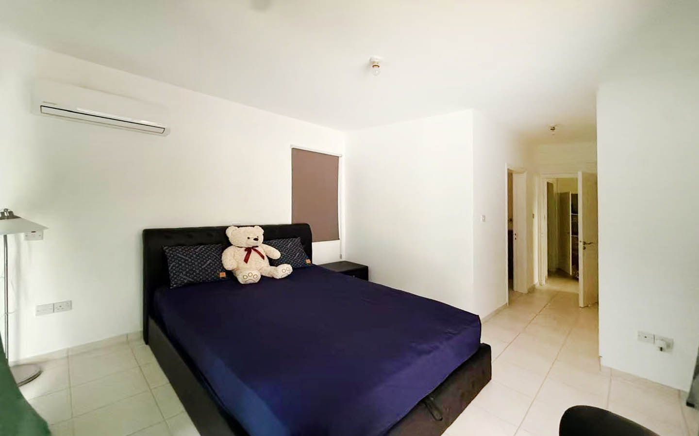 2-Bedroom Apartment with a Huge Veranda Overlooking the Pool