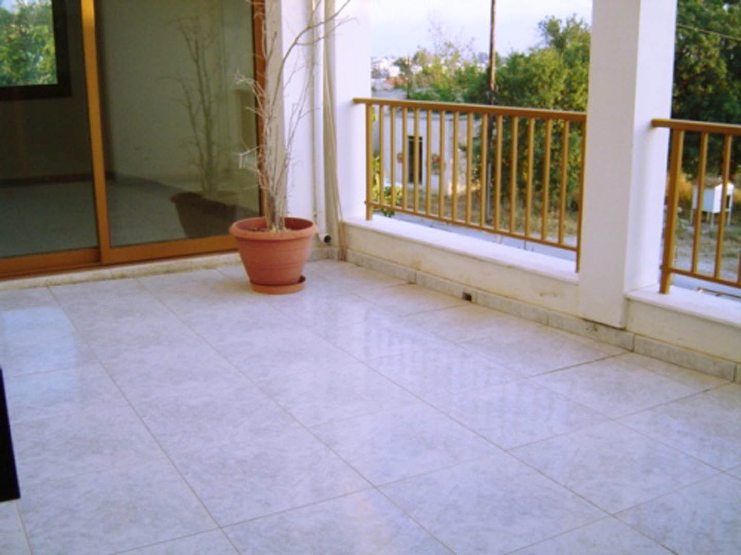 5-Bedroom House with Open Views and a Sea Panorama