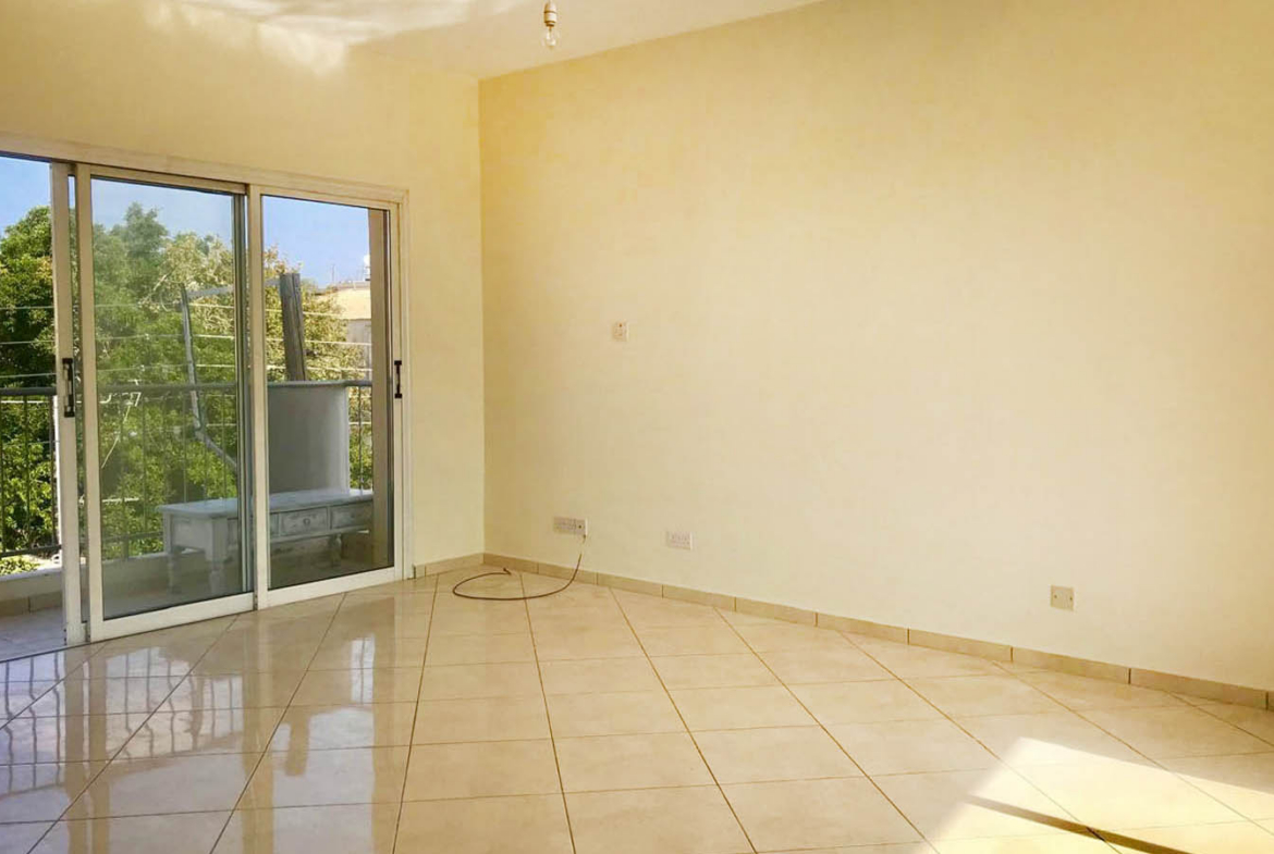 5-Bedroom House with Open Views and a Sea Panorama