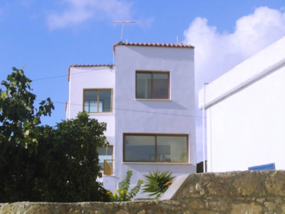 5-Bedroom House with Open Views and a Sea Panorama