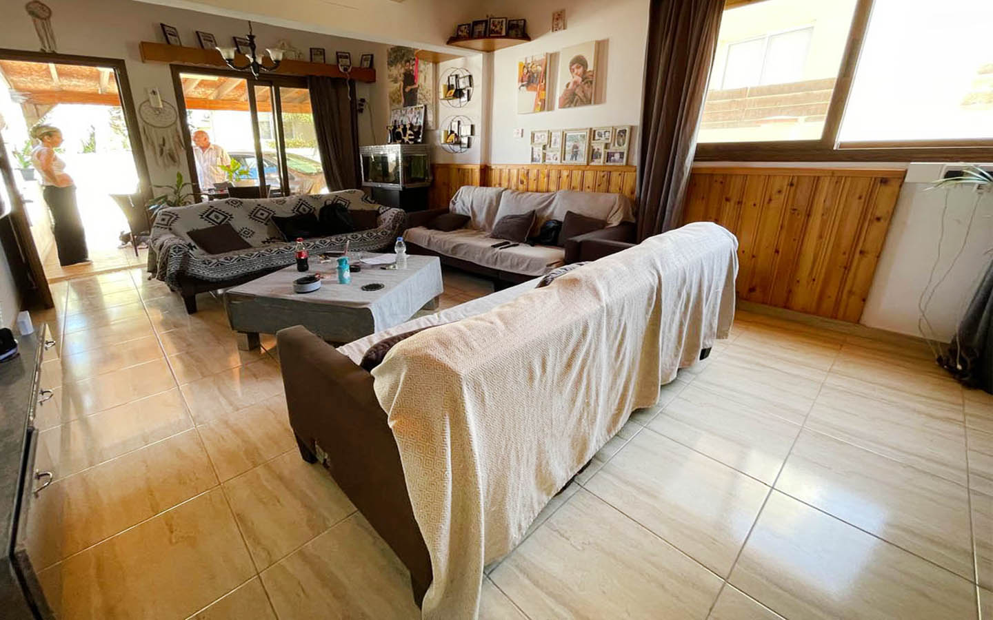 3-Bedroom Townhouse with a Private Veranda and Covered Parking