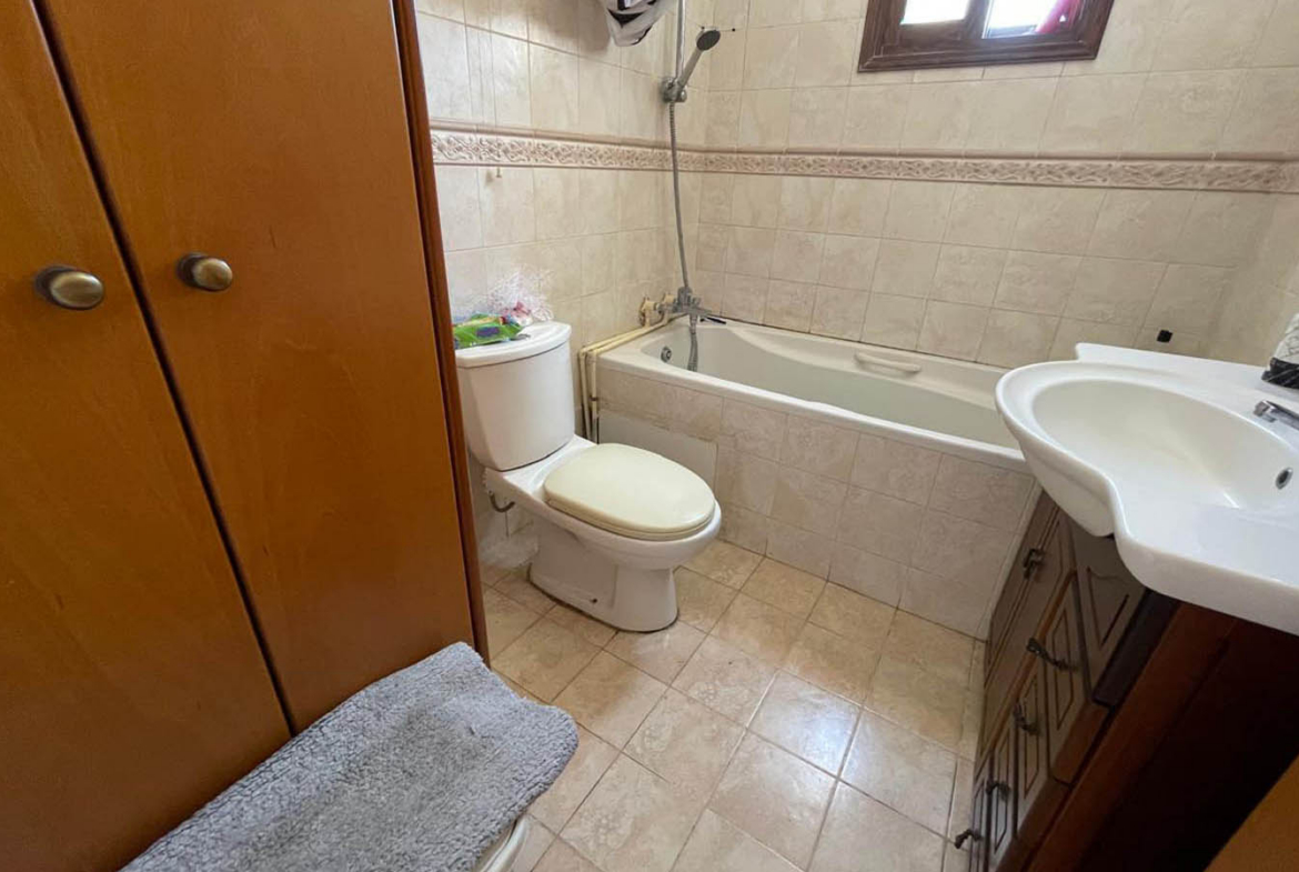 3-Bedroom Townhouse with a Private Veranda and Covered Parking
