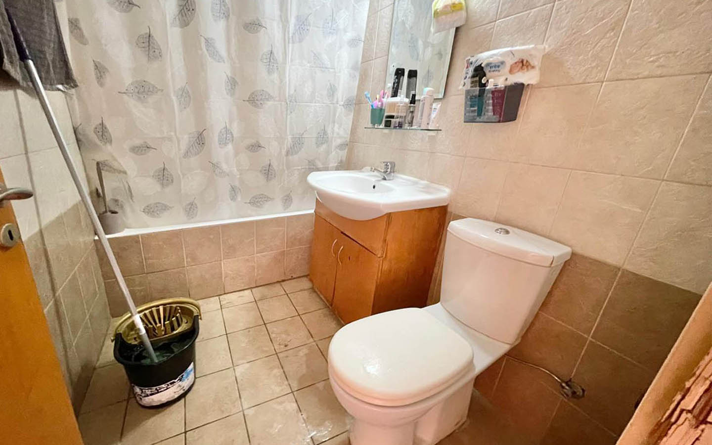 3-Bedroom Townhouse with a Private Veranda and Covered Parking
