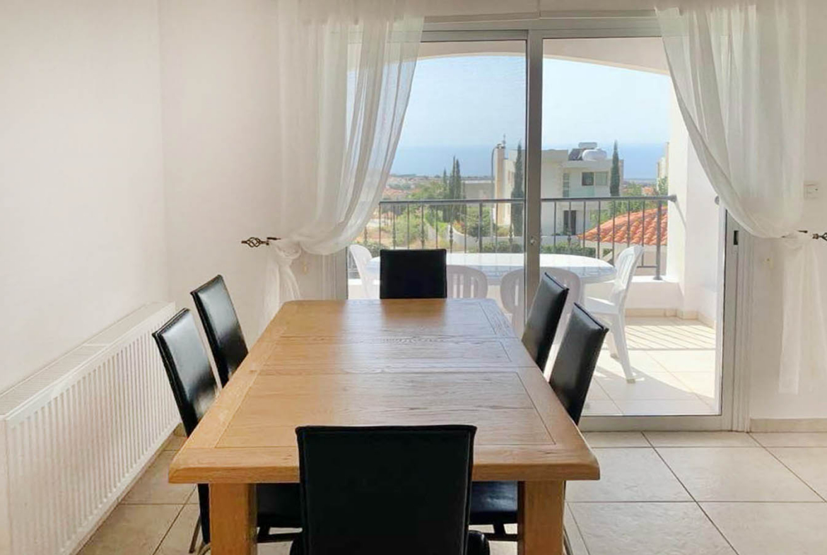 3-Bedroom Villa with a Distinctive Architectural Feature
