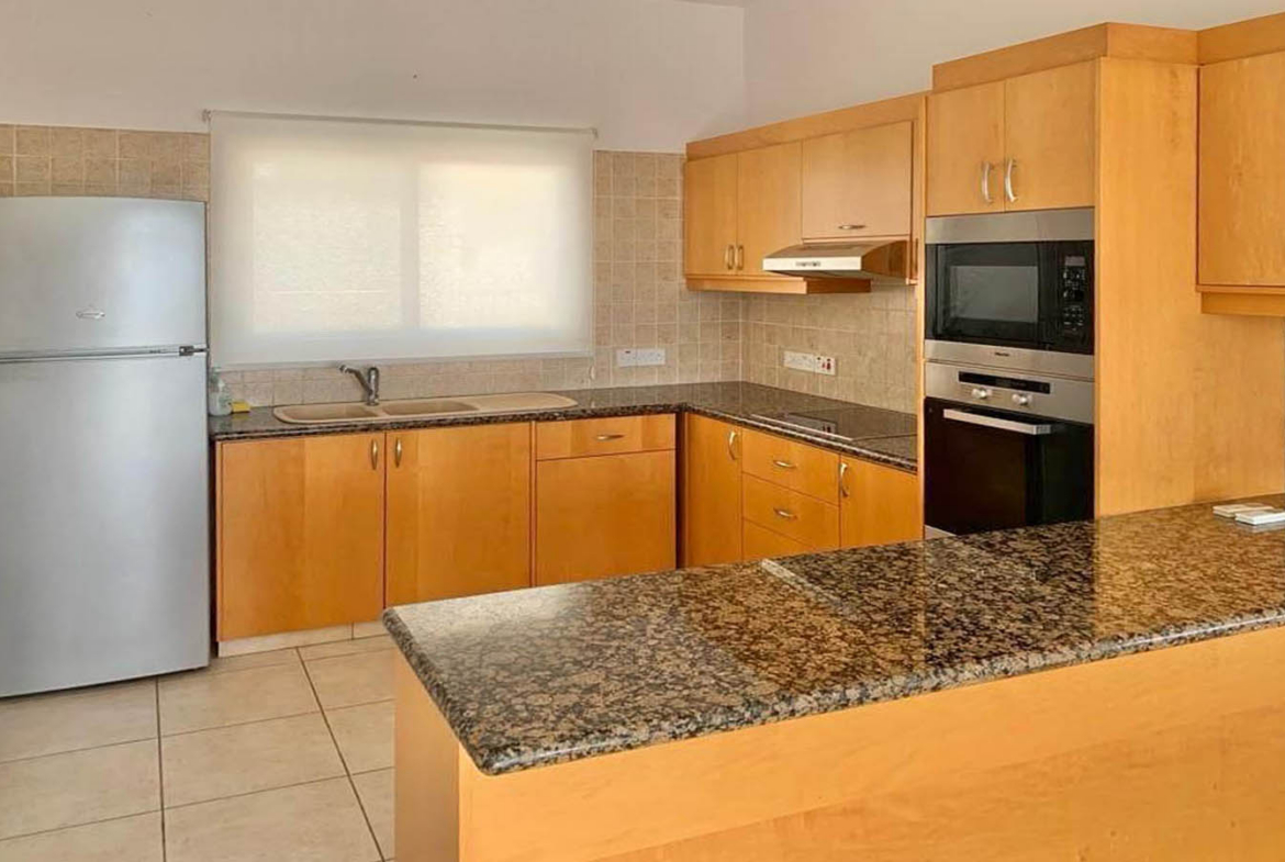 3-Bedroom Villa with a Distinctive Architectural Feature