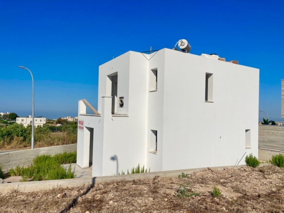 3-Bedroom Villa with the Opportunity to Complete the Interior to Your Own Taste
