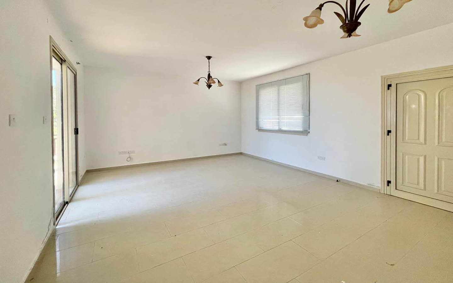 key-ready-villa-for-sale-paphos-cyprus-need-renovation4 2-Bedroom Villa with Sea Views — Ready to Become a Beautiful and Welcoming Home