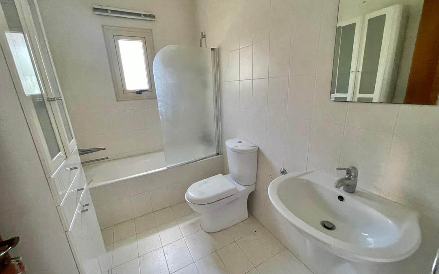 key-ready-villa-for-sale-paphos-cyprus-need-renovation9 2-Bedroom Villa with Sea Views — Ready to Become a Beautiful and Welcoming Home