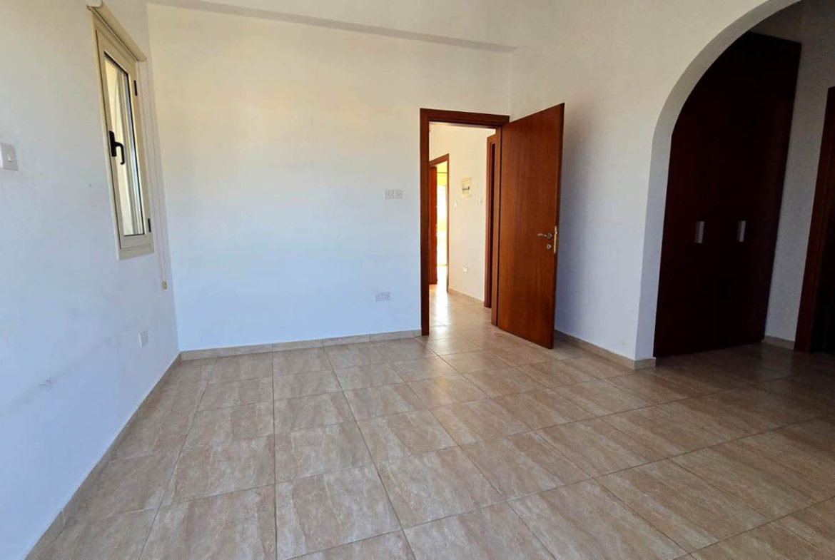 3 bedroom Villa with Pool and Sea View Just Steps from the Beach