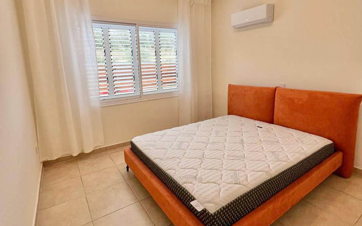 modern-renovated-apartment-for-sale-paphos-cyprus4 Modern Apartment with a Small Garden and Communal Swimming Pool