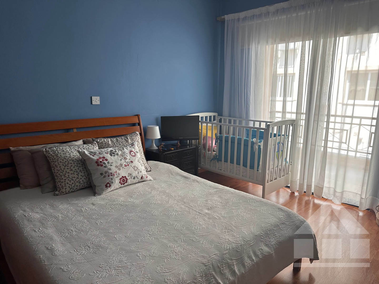 new-house-for-sale-larnaca-cyprus10 3-Bedroom House with a Cozy Internal Courtyard and Covered Veranda