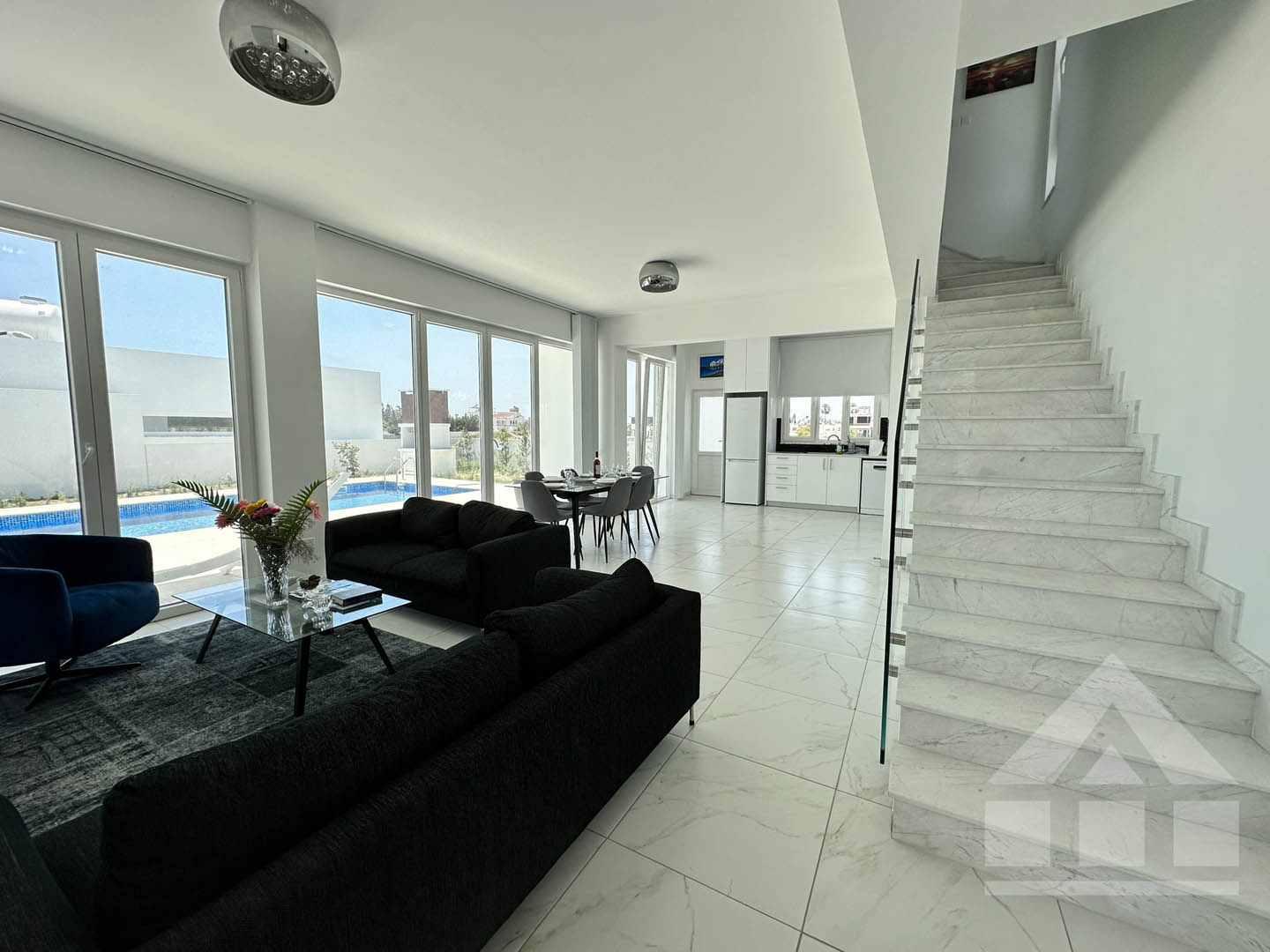 3-Bedroom Villa with a Private Pool and Contemporary Architectural Design
