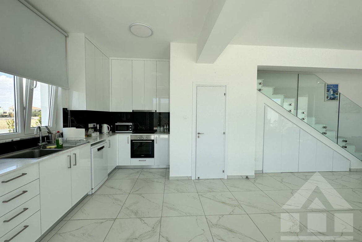 3-Bedroom Villa with a Private Pool and Contemporary Architectural Design