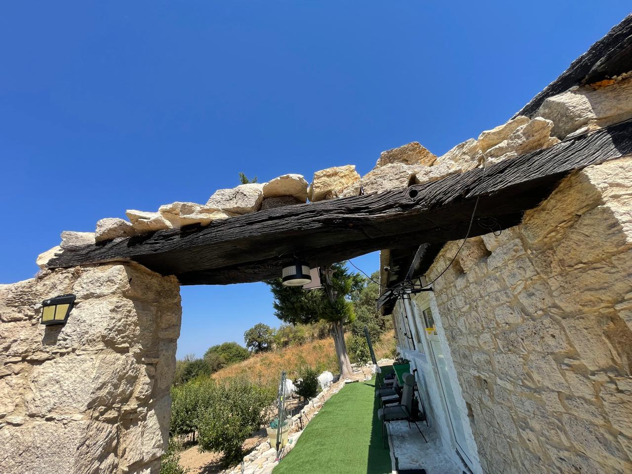 Stone House with 2 Bedrooms, Panoramic Views and Autonomous Systems