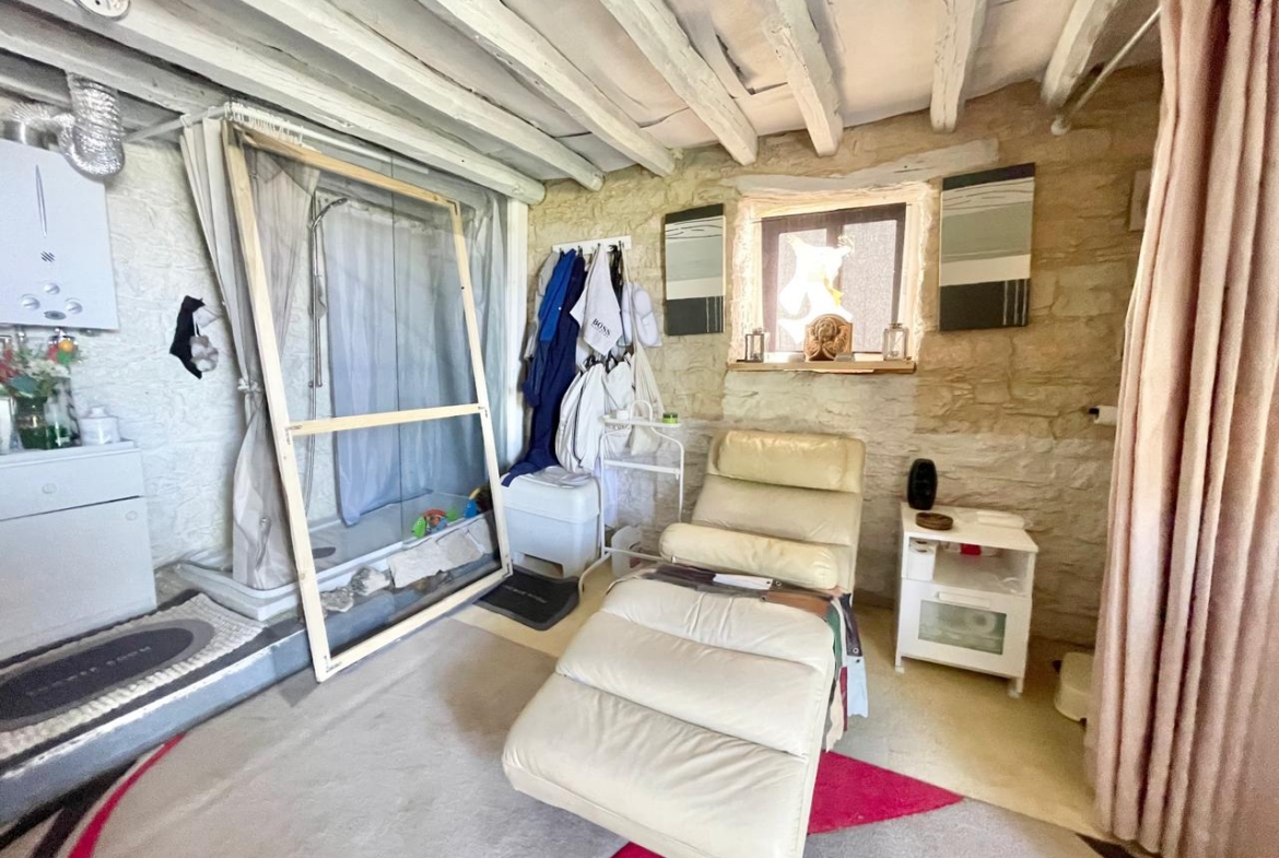 Stone House with 2 Bedrooms, Panoramic Views and Autonomous Systems