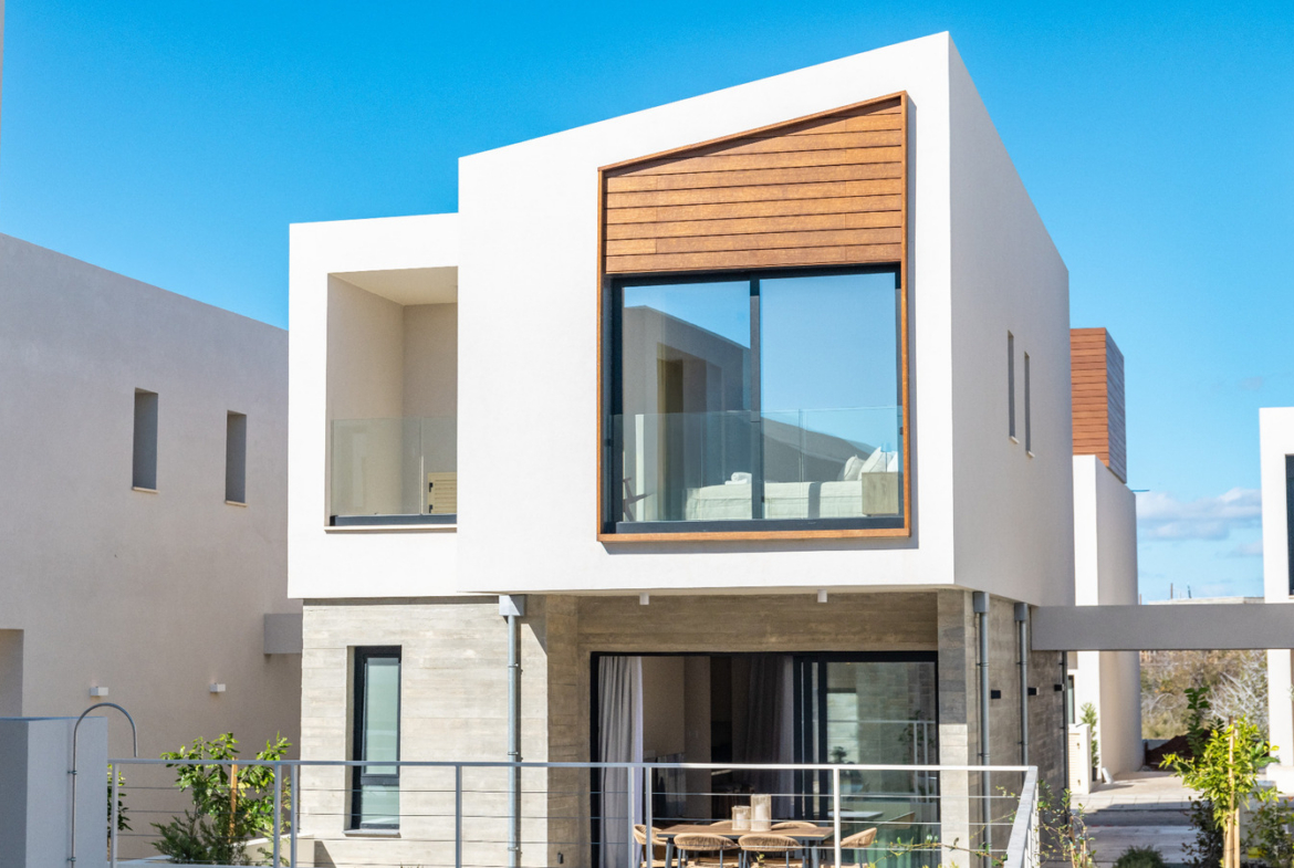 Modern 3-Bedroom Villa in a Complex with a Swimming Pool and SPA Facilities