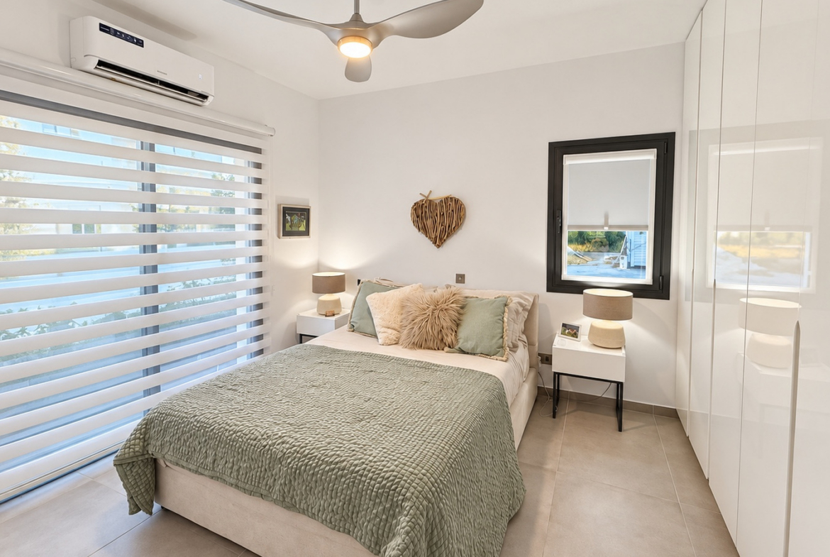 Cozy 2-Bedroom Ground-Floor Apartment with a Private Garden