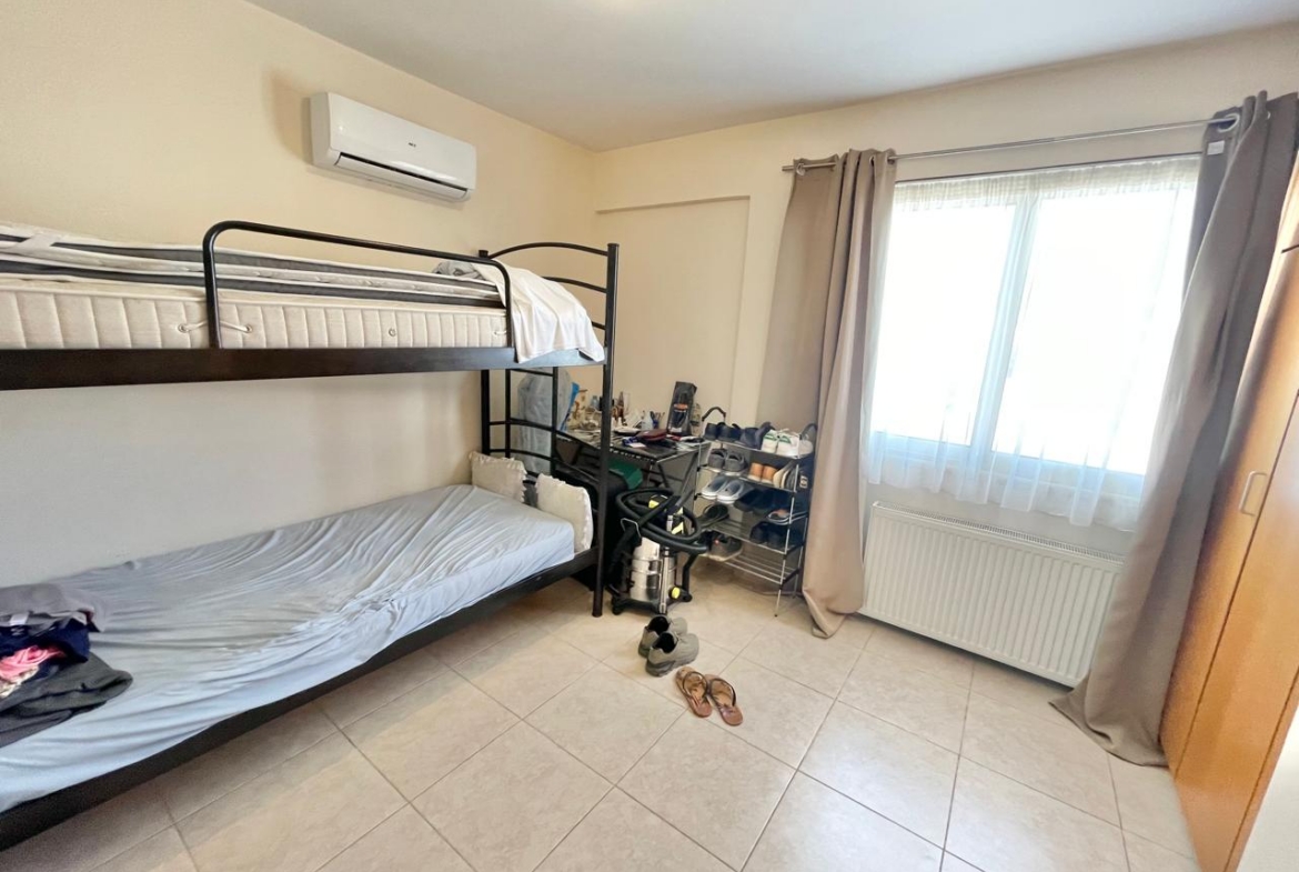 Spacious 2-Bedroom Penthouse easily adapts to a wide variety of lifestyles
