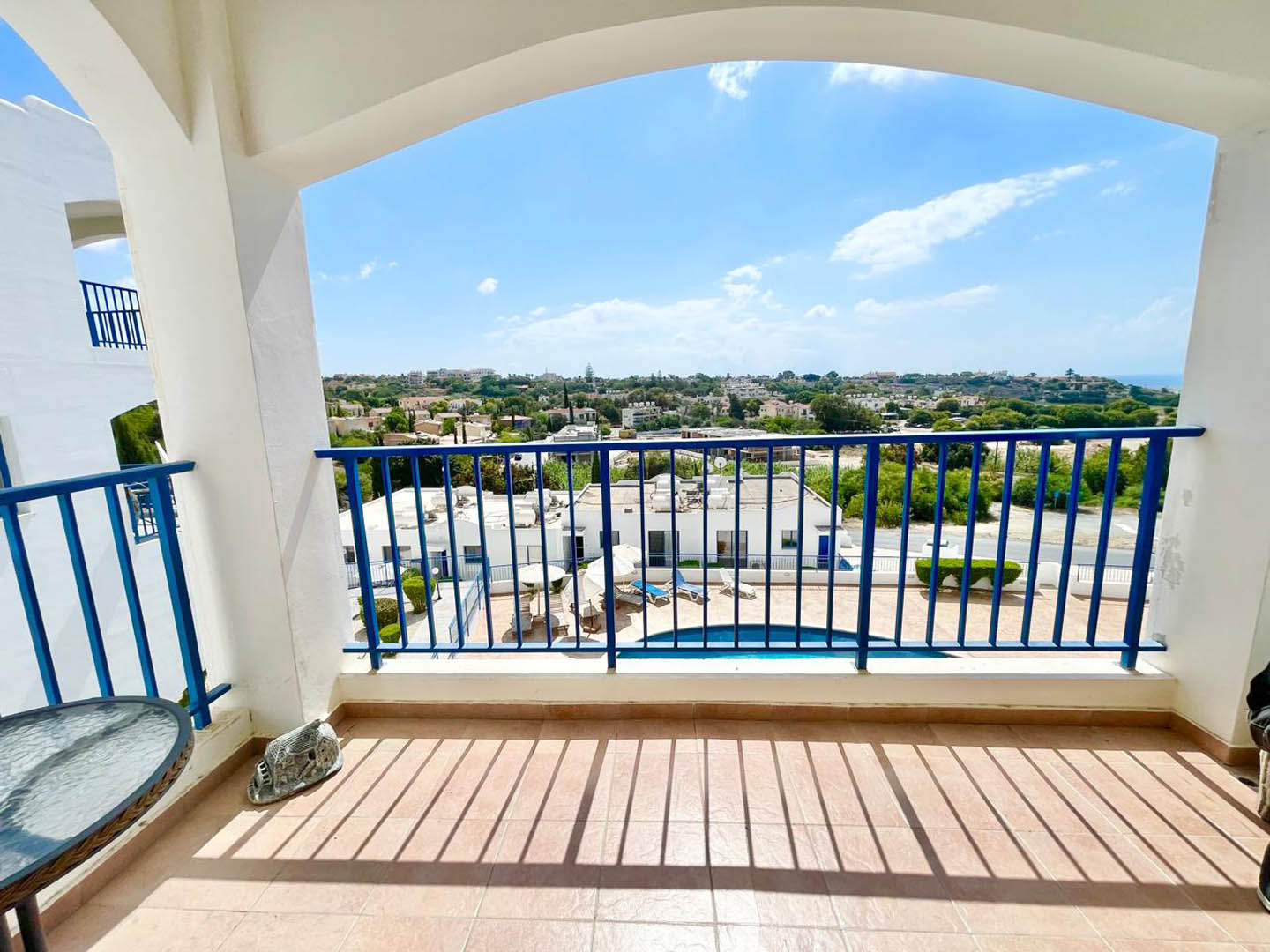 2-bedroom apartment with a large veranda and sea views