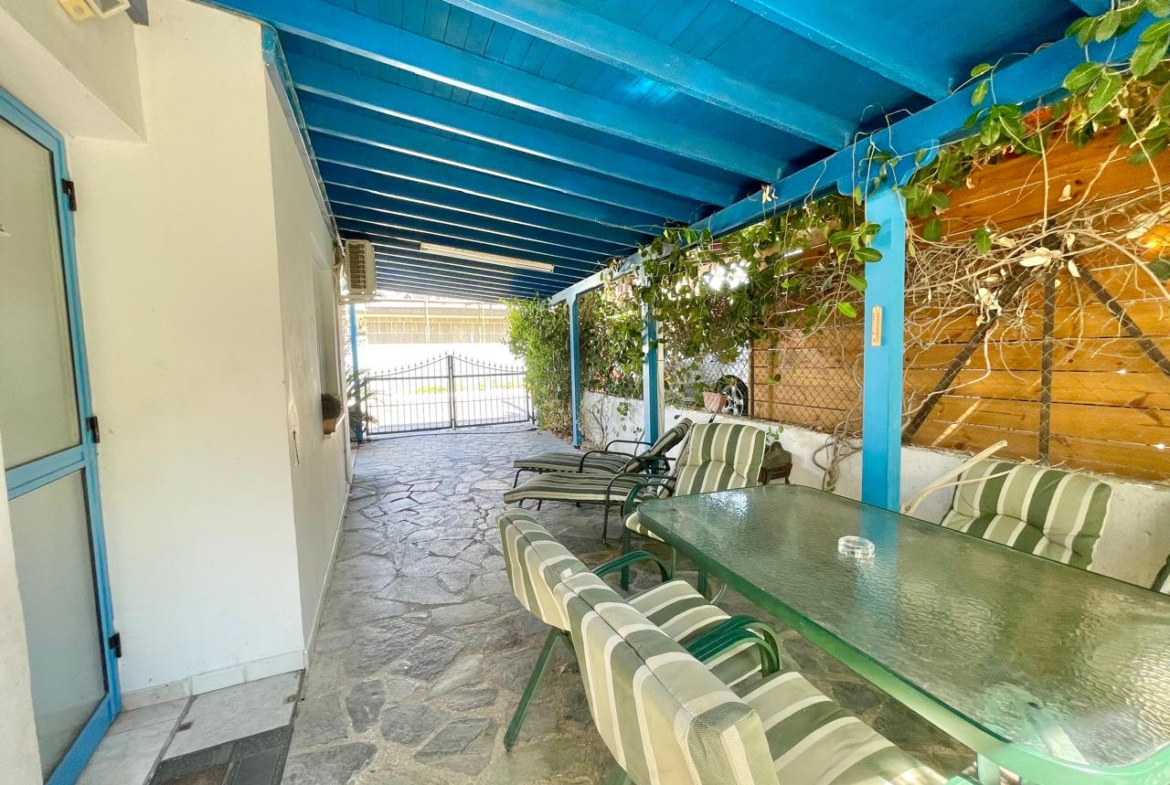 4-Bedroom Apartment Divided into Two Separate Rental Units