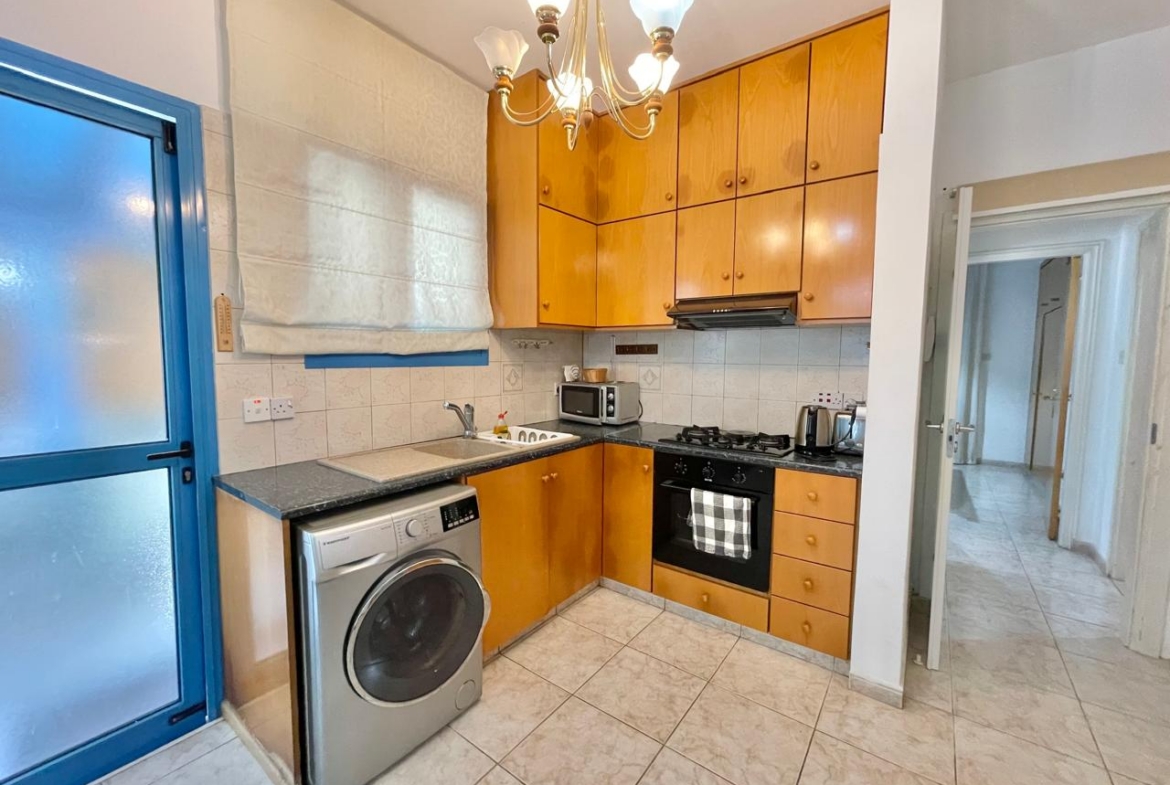 4-Bedroom Apartment Divided into Two Separate Rental Units