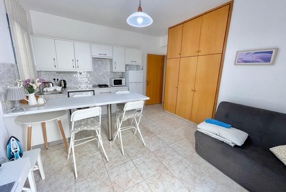 4-Bedroom Apartment Divided into Two Separate Rental Units
