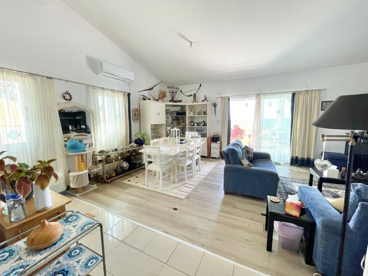 Spacious three bedroom bungalow very close to sea and beaches
