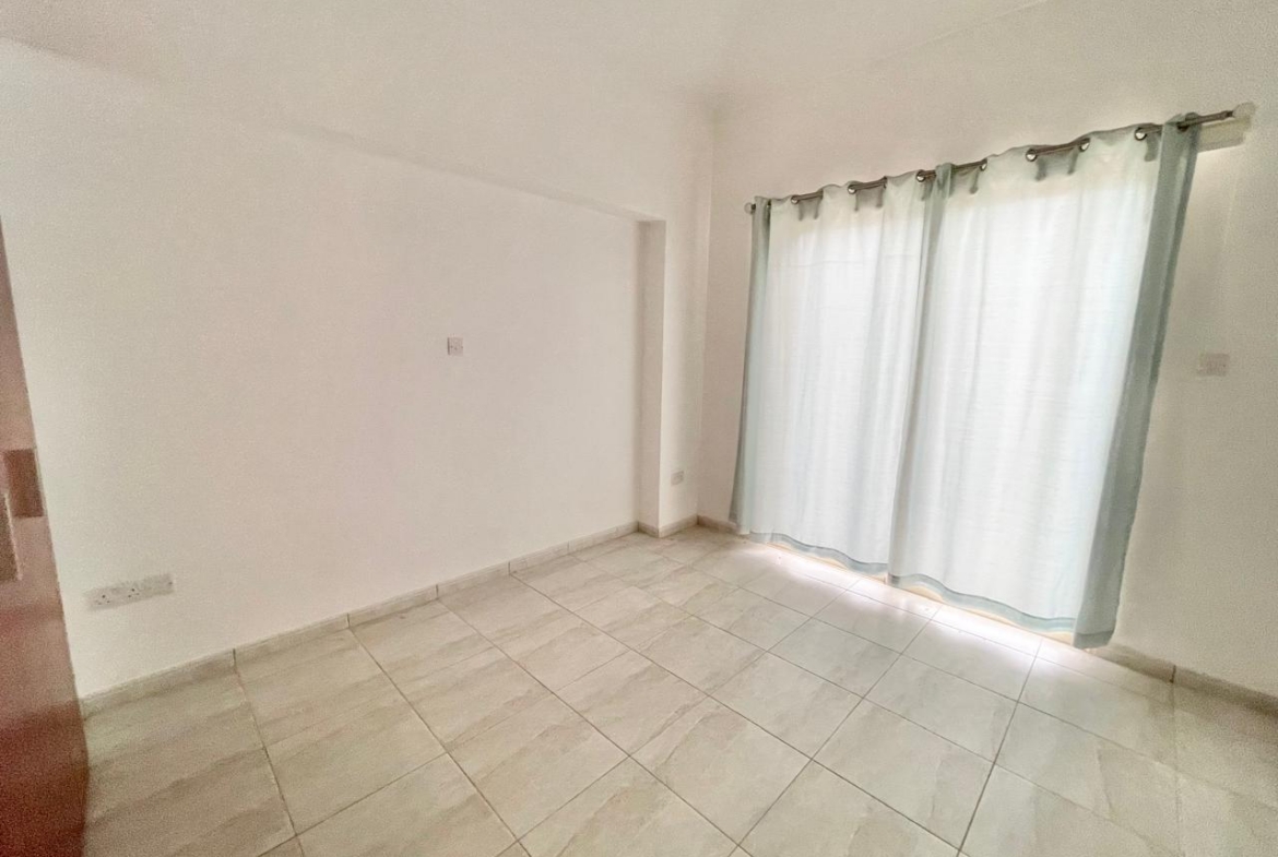 4-Bedroom Villa with Pool