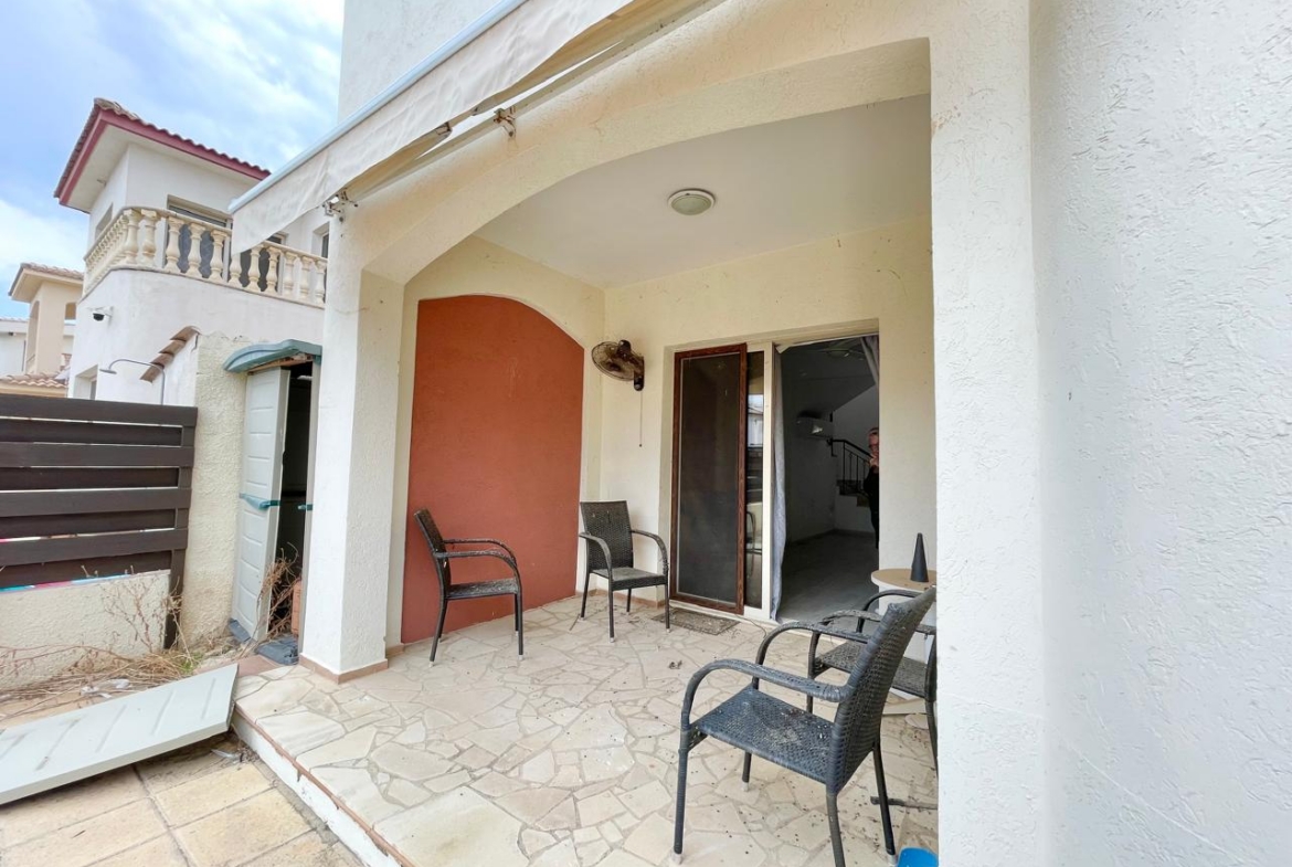 4-Bedroom Villa with Pool