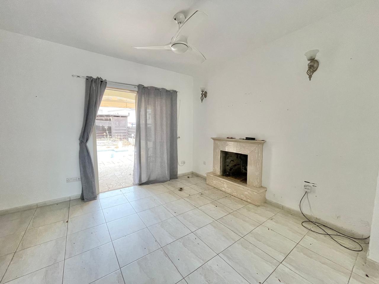 4-Bedroom Villa with Pool