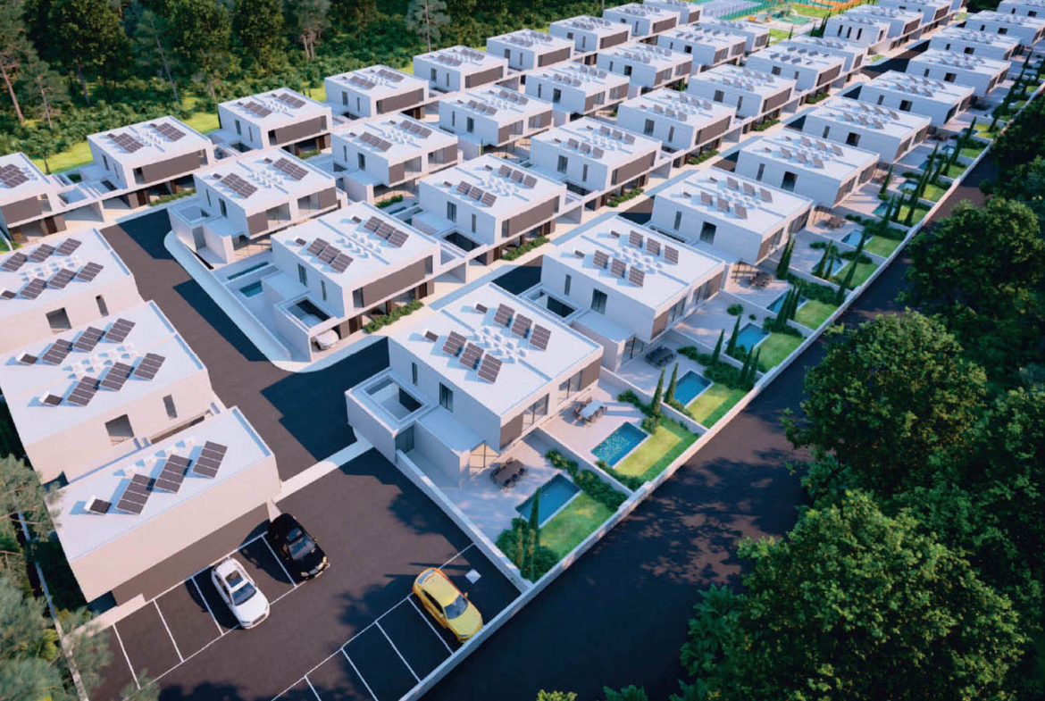 Spacious Modern 4-Bedroom Home in Coastal Pervolia