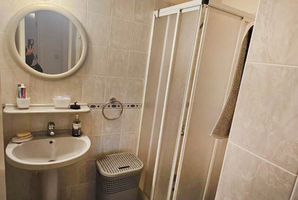 2-Bedroom Apartment on the top floor Close to the Sea