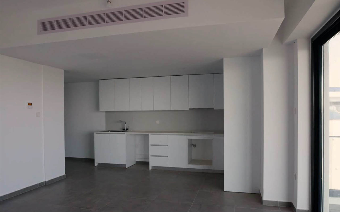 new-key-ready-apartment-near-beach-for-sale-larnaca-cyprus13 Sea View Apartments – where an ordinary morning feels like a small holiday