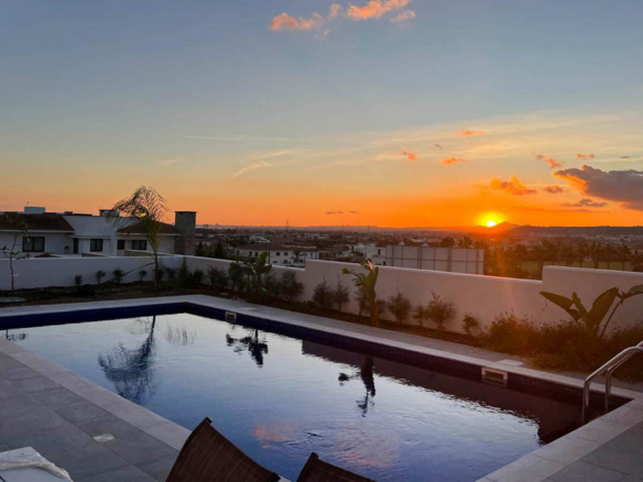 3-Bedroom Villa with a Private Swimming Pool and Panoramic Roof Terrace