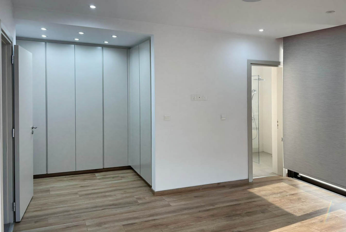 New 3-Bedroom Villa, Swimming Pool, Roof Terrace