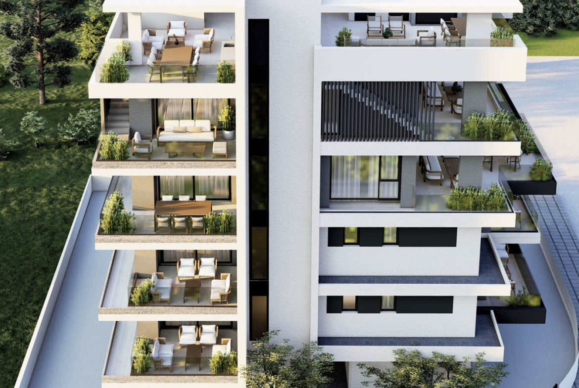 3-Bedroom Apartment with a Private Roof Terrace Near the New Marina