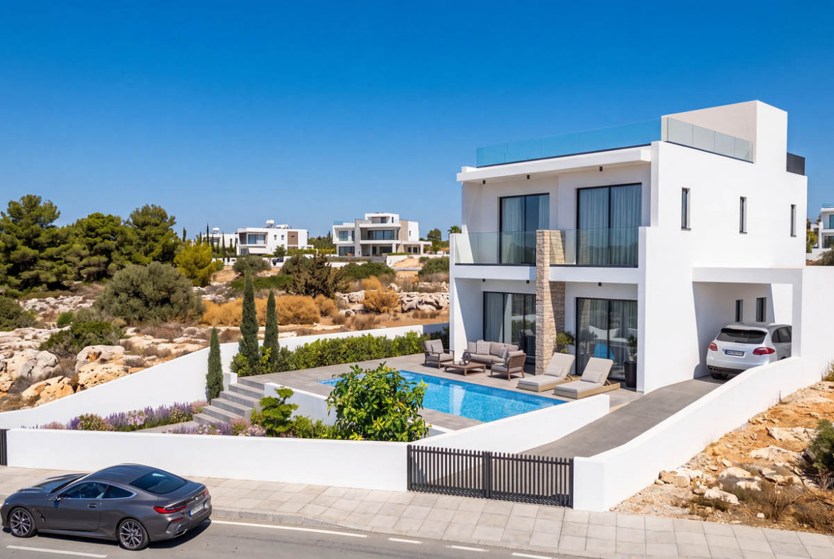 Modern 4-Bedroom Villa with a Private Pool and Sea View